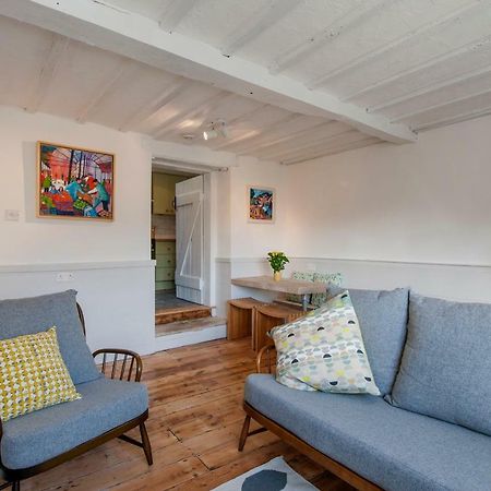Charming Period Cottage Bath Luaran gambar