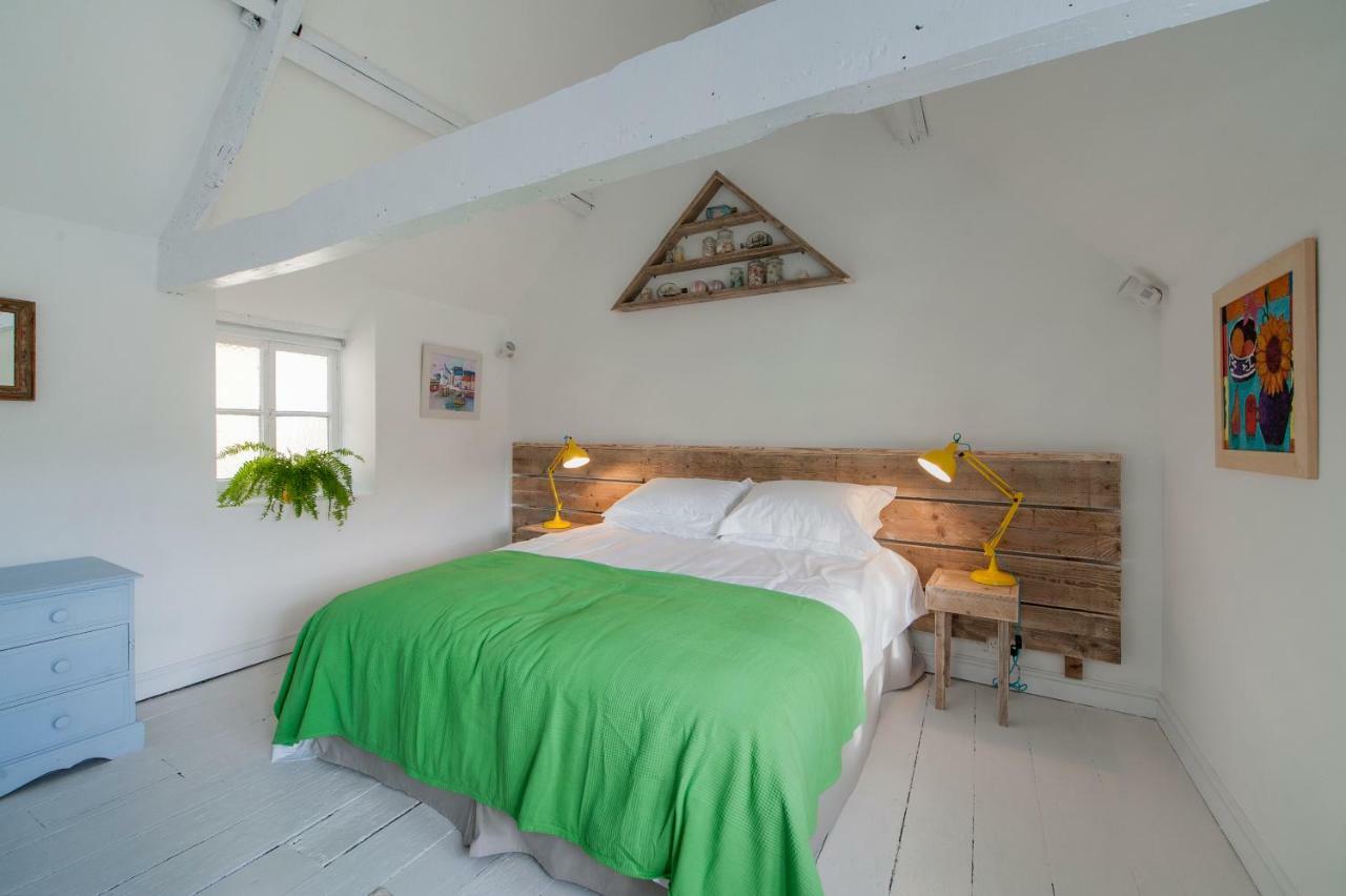 Charming Period Cottage Bath Luaran gambar